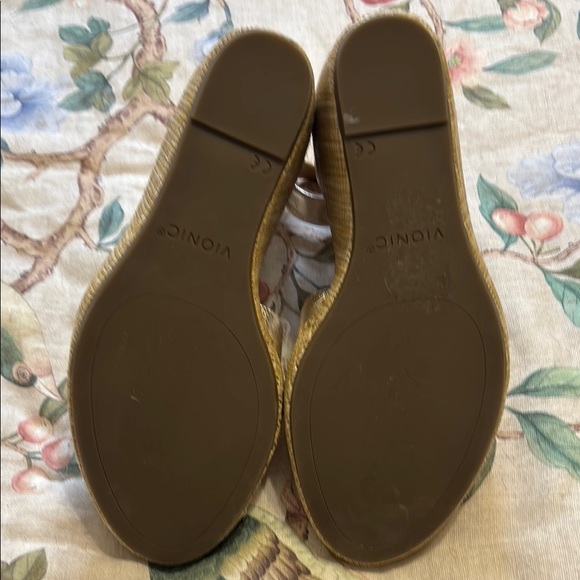 Vionic Marina Metallic Wedges - Picture 5 of 5
